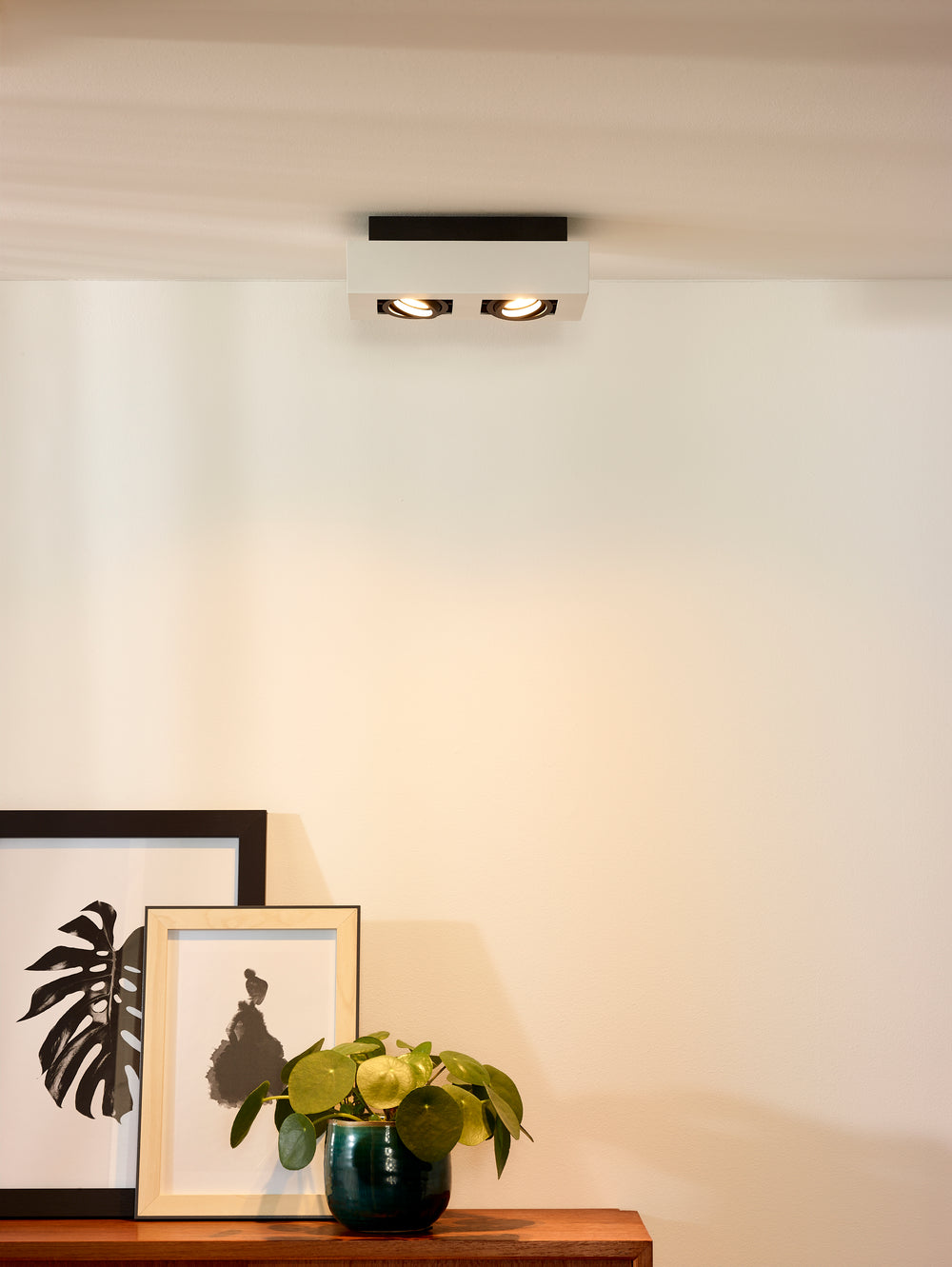 Foco de techo LED Lucide XIRAX, 2x5W GU10, regulable en temperatura de color 2200K-3000K, IP20, Aluminio blanco