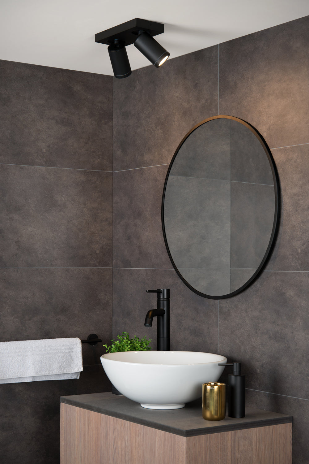 Lucide TAYLOR foco LED de techo, 2x5W GU10 regulable dim to warm 2200K-3000K, luz de baño IP44 Negro