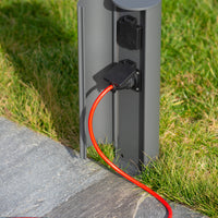 Pilar de enchufe de exterior Lucide IP44, tomas con puesta a tierra Tipo F, acabado en aluminio antracita, altura de 40cm