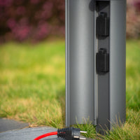 Pilar de enchufe de exterior Lucide IP44, tomas con puesta a tierra Tipo F, acabado en aluminio antracita, altura de 40cm