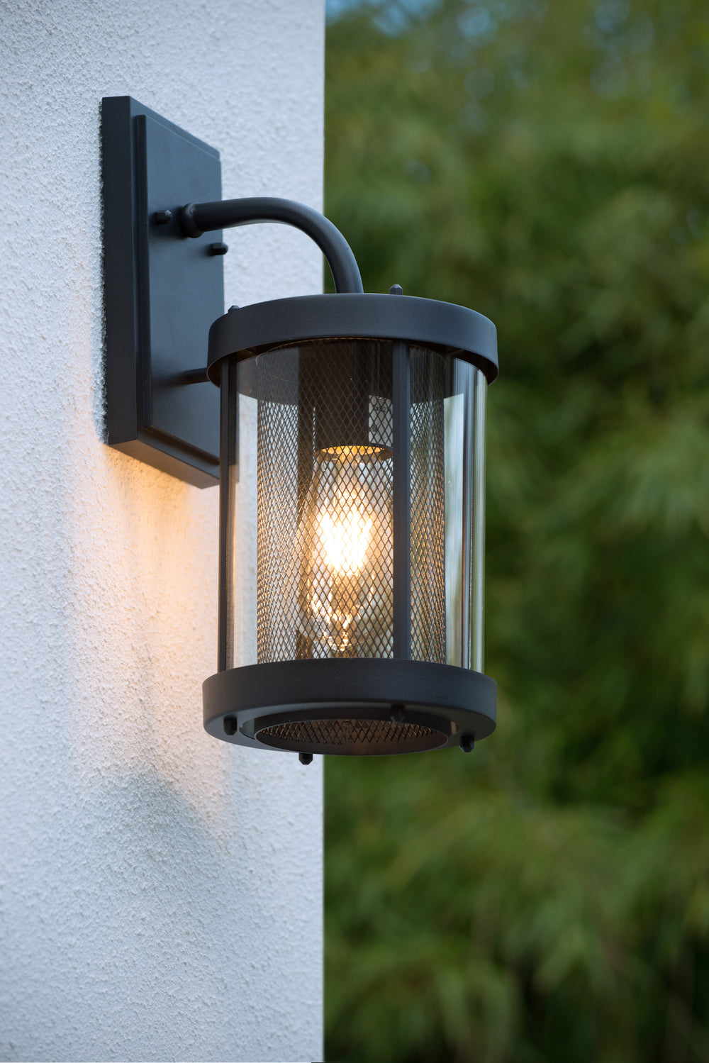 Aplique de pared Lucide Makkum, 1xE27, lámpara interior exterior IP23, metal Negro Mate, 220-240V, 60W máx