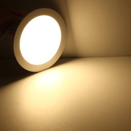 Plafón LED redondo Spectrum 18W reemplaza 105W, 3000K, 2200 lúmenes, IP20, CRI &gt;80, ángulo de haz 110°