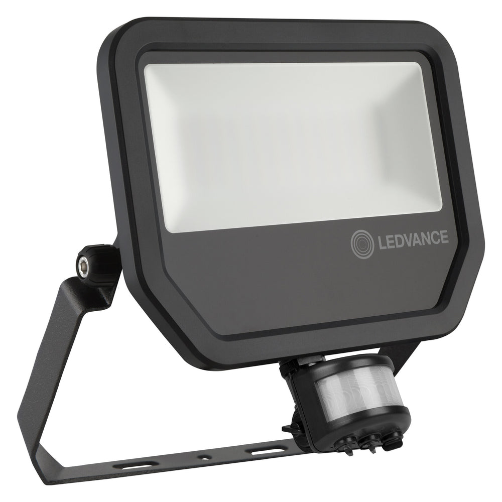 Lámpara LED Tsong 10.5W 1521 lúmenes útiles 3000K blanco cálido con clasificación IP20 e IK10