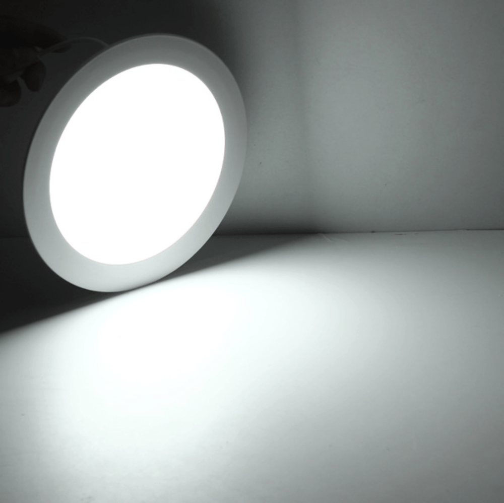 Plafón LED redondo Spectrum 18W reemplaza 105W, 3000K, 2200 lúmenes, IP20, CRI &gt;80, ángulo de haz 110°