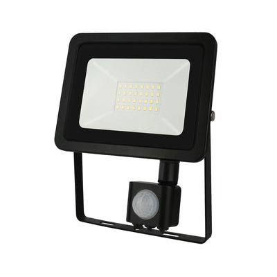 Reflector LED Spectrum con sensor PIR 20W 230V 1700 lúmenes 3000K IP44 carcasa negra uso exterior