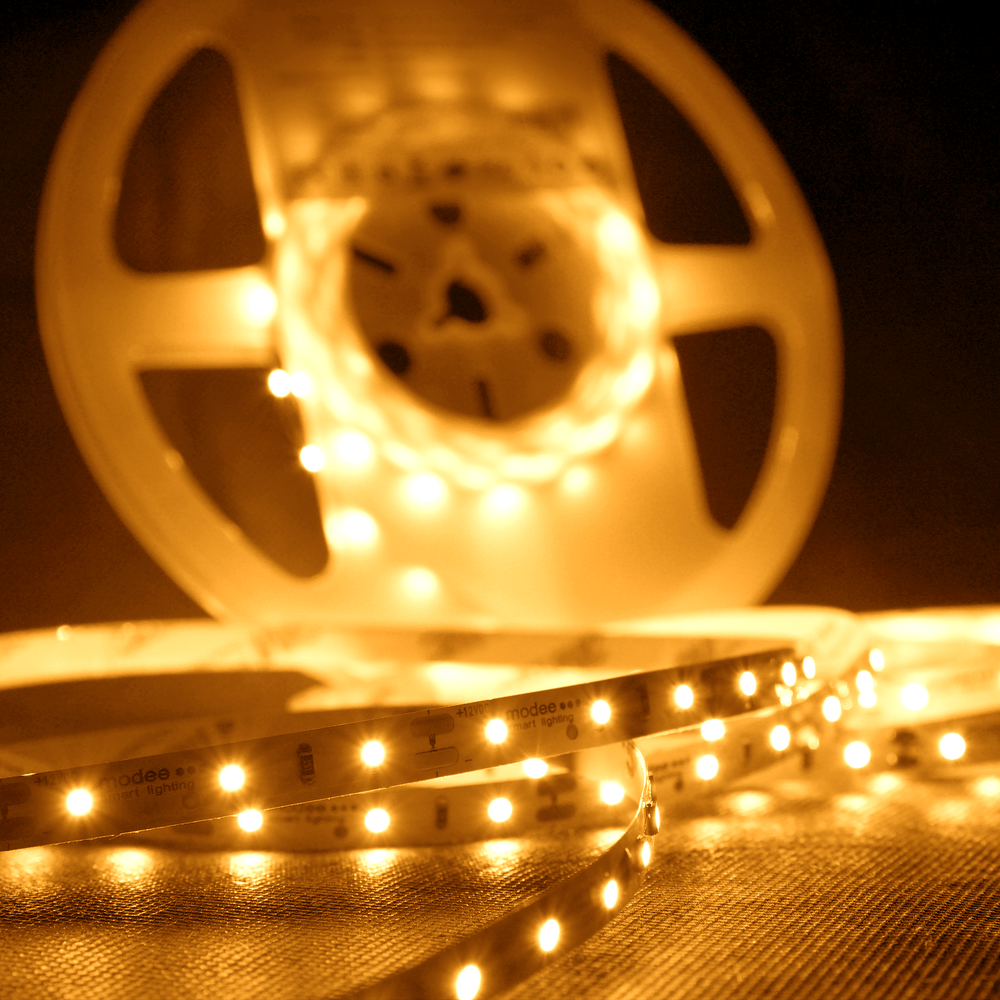 Modee tira LED silicona 12V 4.8W/m 60LED/m 2700K 540 lúmenes/m CRI 90 IP65 8mm rollo 5m