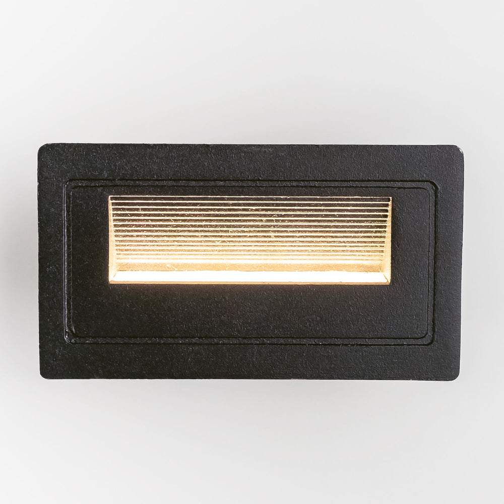 Luz LED para escalera Modee 3W 210 lúmenes 4000K IP65 empotrada 103x45x58mm