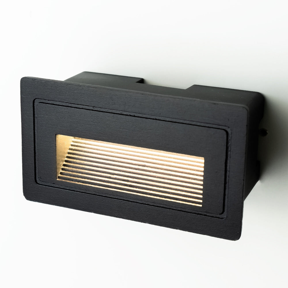 Luz LED para escalera Modee 3W 210 lúmenes 4000K IP65 empotrada 103x45x58mm