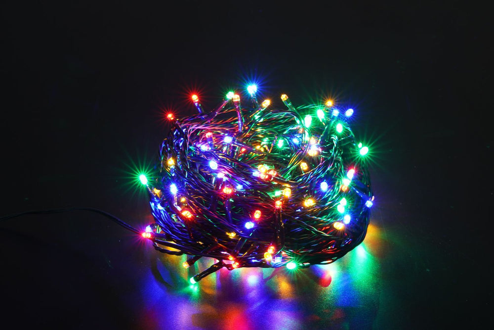 Modee Guirnalda de luces LED de Navidad 10m 100 LEDs multicolor con adaptador IP44 cable verde 8 modos