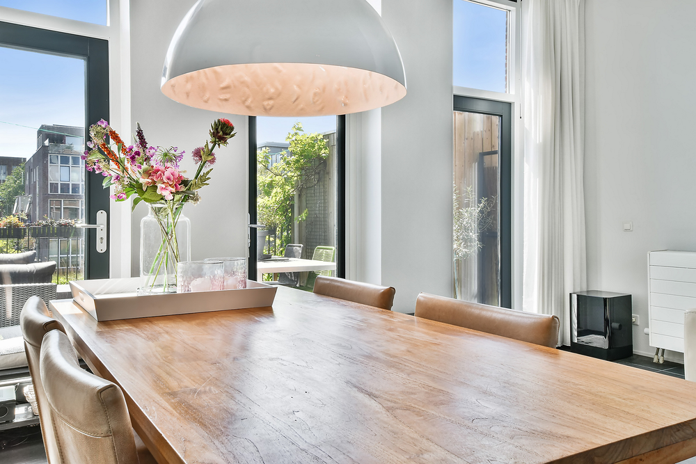 Philips CorePro LEDBulb 7W E27 A60 Frosted 3000K 806 lumens non-dimmable 220-240V energy class E