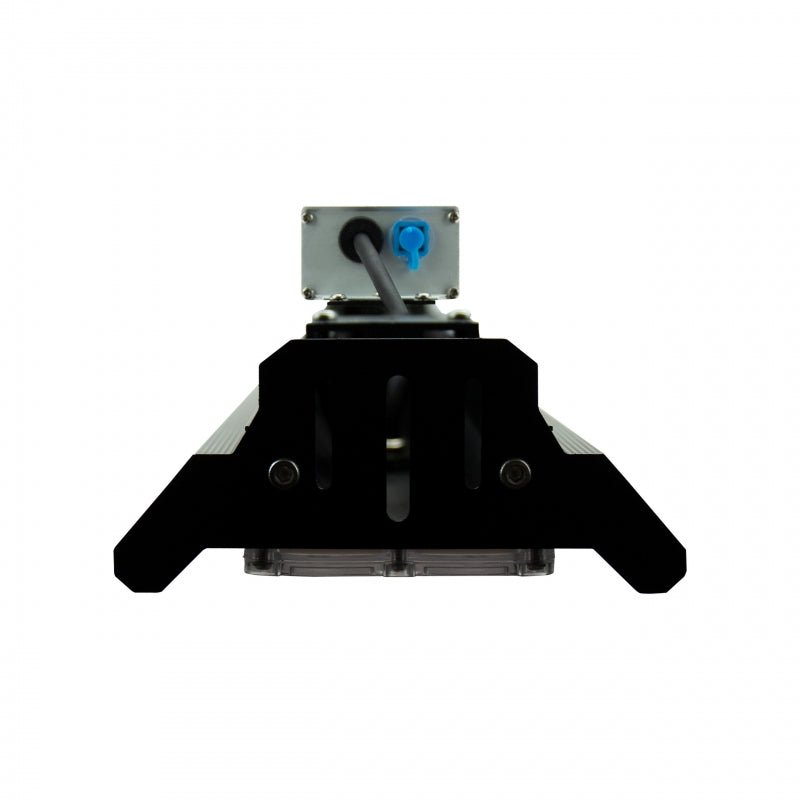 Lámpara colgante LED Spectrum Halls Line 200W negro, 4000K, 30000 lúmenes, regulable, IP66, ángulo de 90°, iluminación industrial
