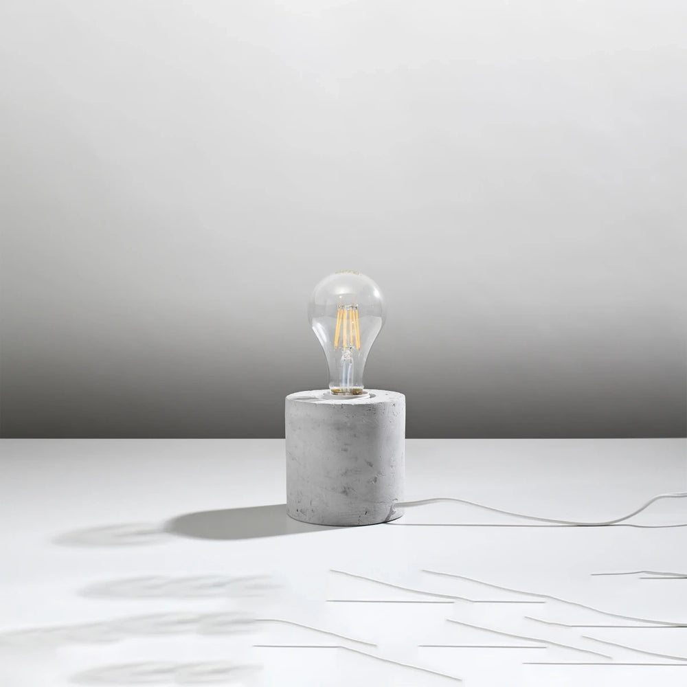 Lámpara de mesa Sollux Lighting SALGADO, compatible con LED, IP20, 220-240V, acabado en aluminio dorado mate, CE RoHS