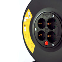 Carrete de Cable Profesional Technik 25m 1.5mm² 16A con 4 Tomas EU y Interruptor Negro